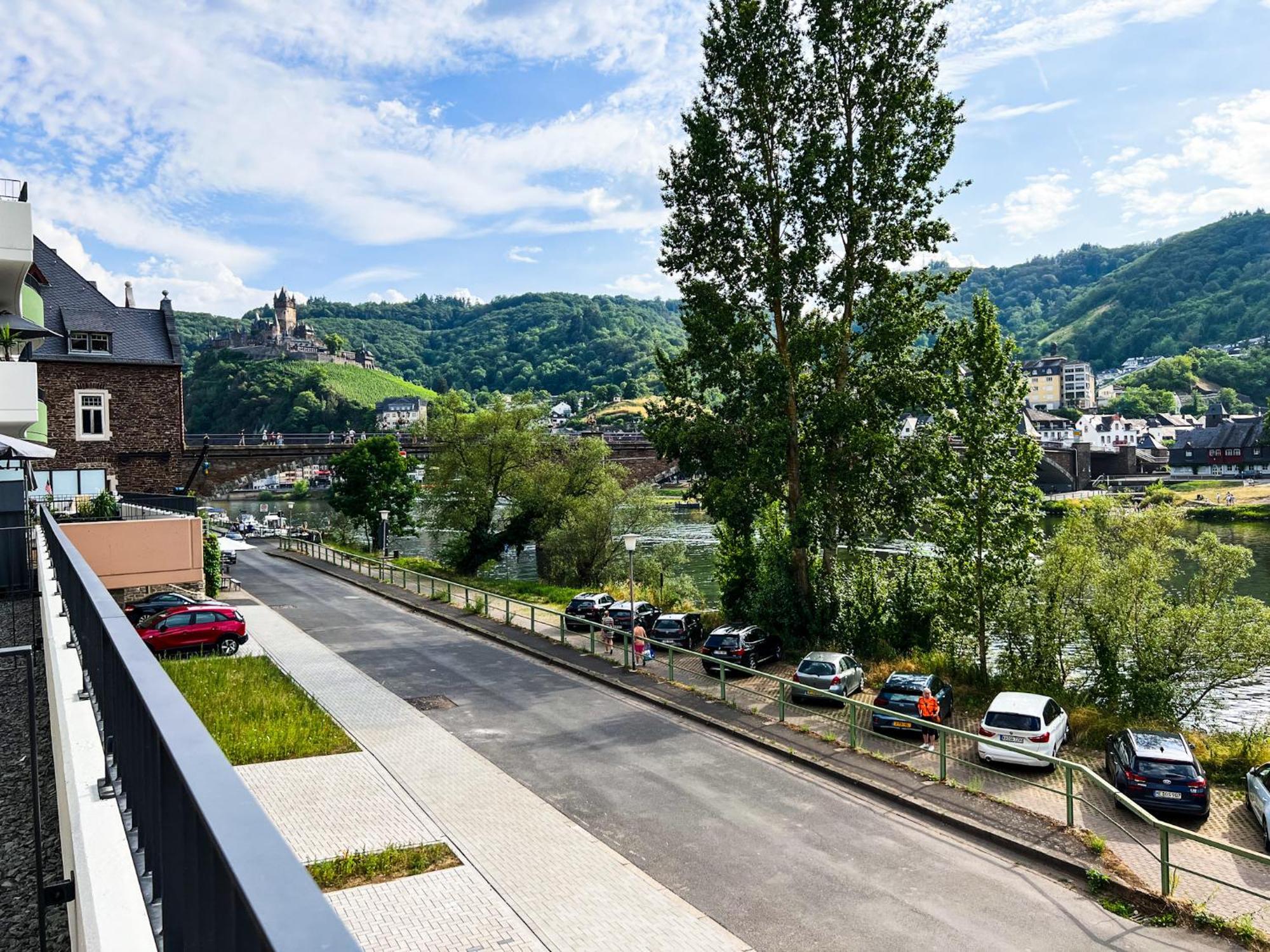 Moselblick I Ad Reichsburg Parkplatz 100M Marktplatz Cochem Exterior foto